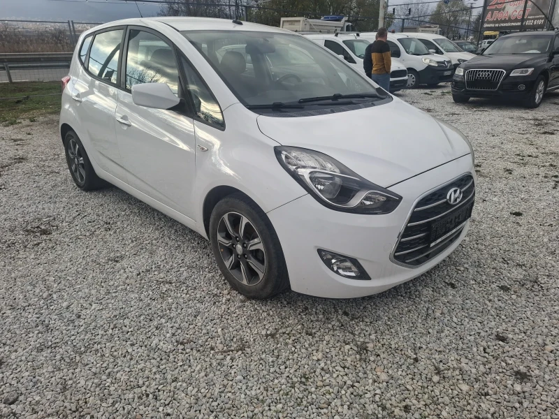 Hyundai Ix20, снимка 7 - Автомобили и джипове - 52811387