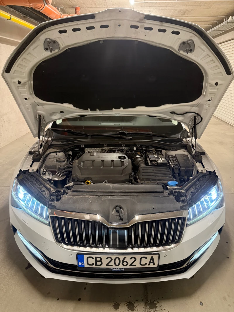 Skoda Superb L&K 2.0 TDI 200к.с. 4x4 Digital Cockpit, Matrix, снимка 16 - Автомобили и джипове - 53047677