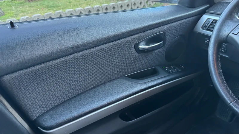 BMW 320 163кс, снимка 11 - Автомобили и джипове - 53153021