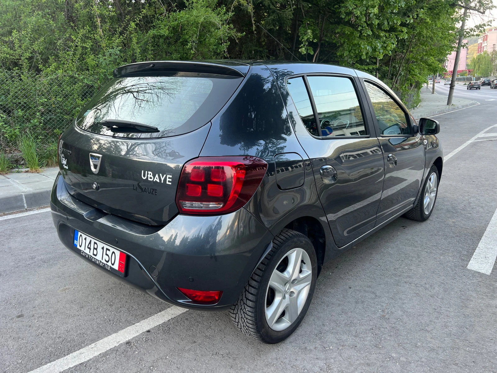 Dacia Sandero 1.0i* КЛИМА* EURO6 - изображение 6