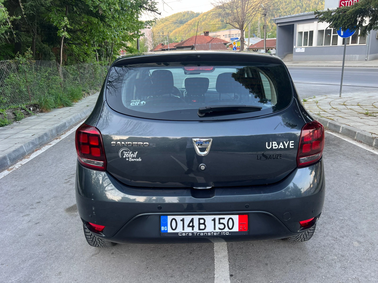 Dacia Sandero 1.0i* КЛИМА* EURO6 - изображение 5