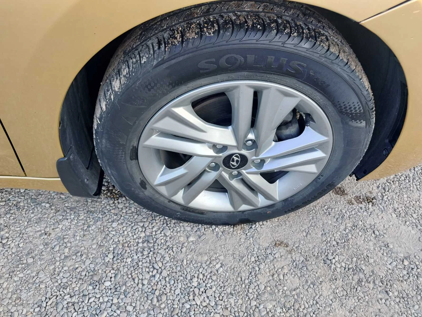 Hyundai Elantra Limited - изображение 8
