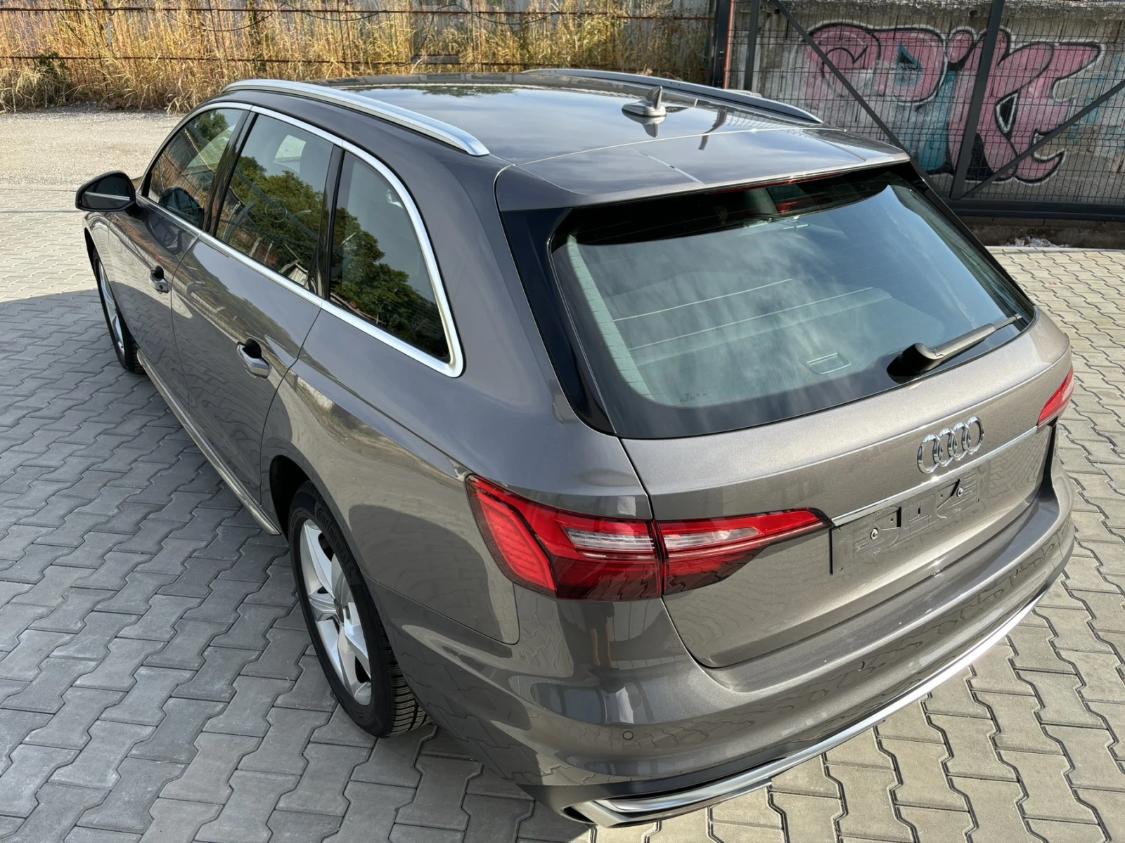 Audi A4 2.0 TDI  - изображение 5