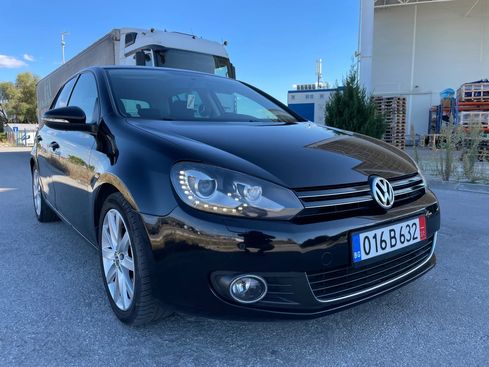 VW Golf 2.0 140к.с - изображение 2
