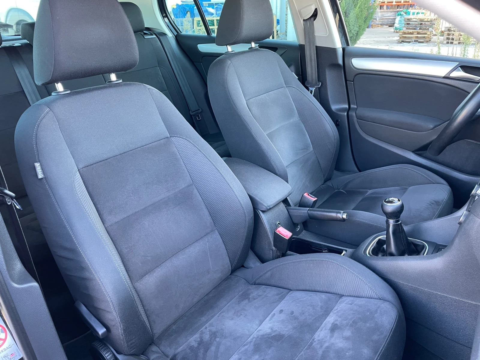 VW Golf 2.0 140к.с - изображение 10
