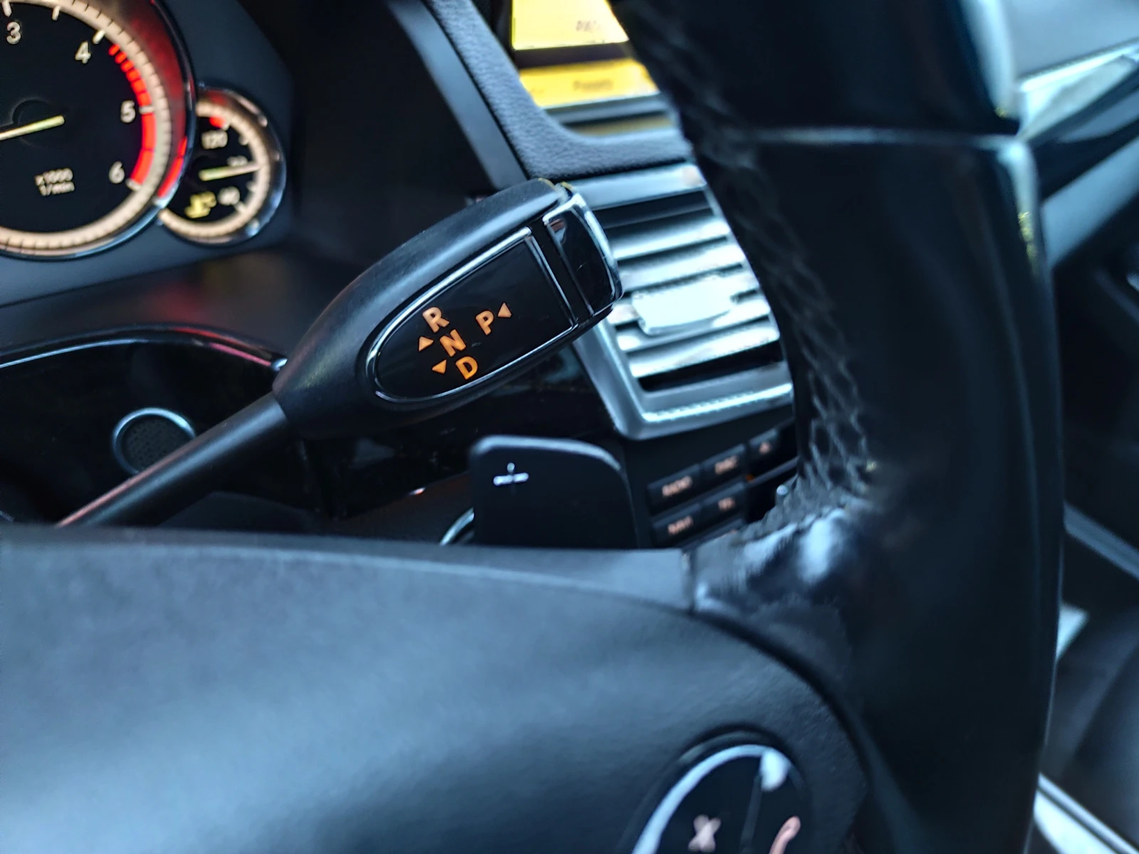 Mercedes-Benz E 250 CDi* АВТОМАТИК* LED/XENON* КОЖА* EURO5A*  - изображение 10