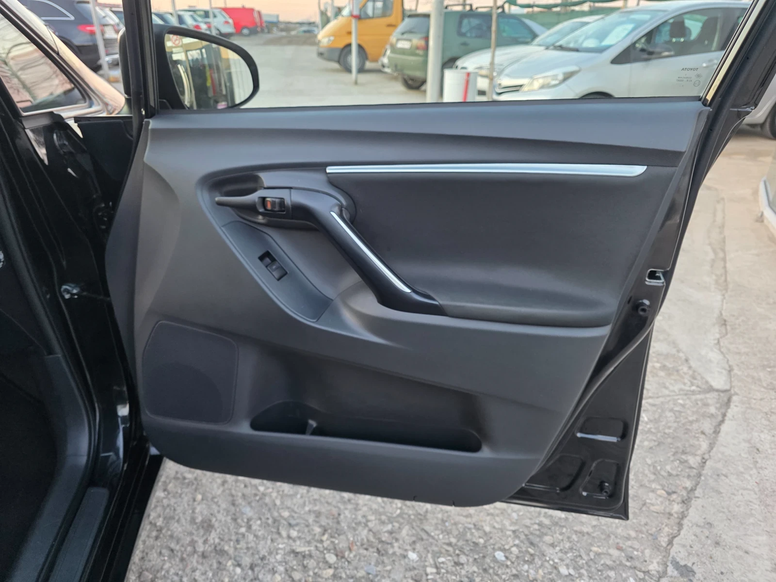 Toyota Verso 1.8 Vvti 7-местна Навигация Автопилот - изображение 7