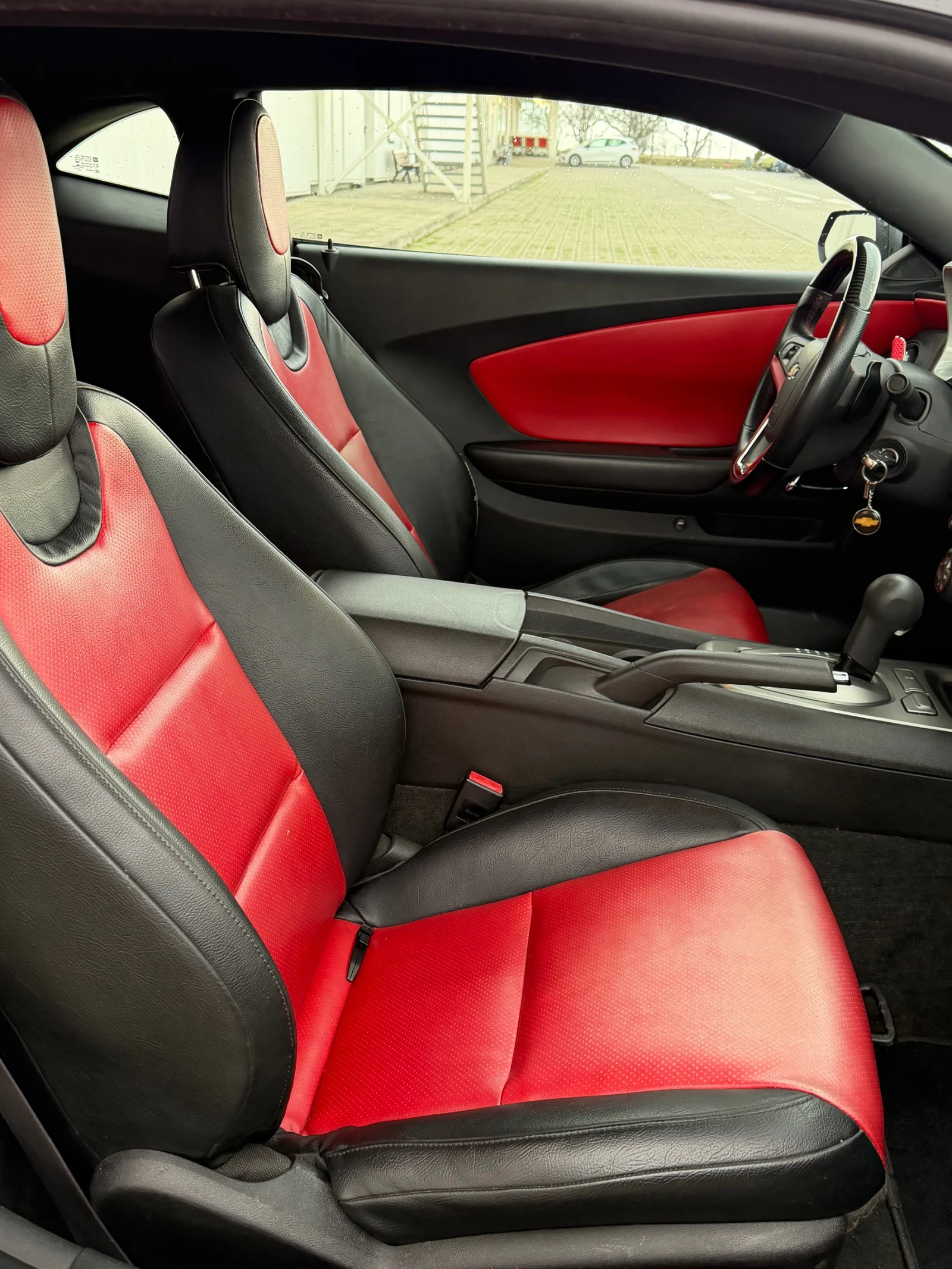 Chevrolet Camaro, снимка 9 - Автомобили и джипове - 53914384