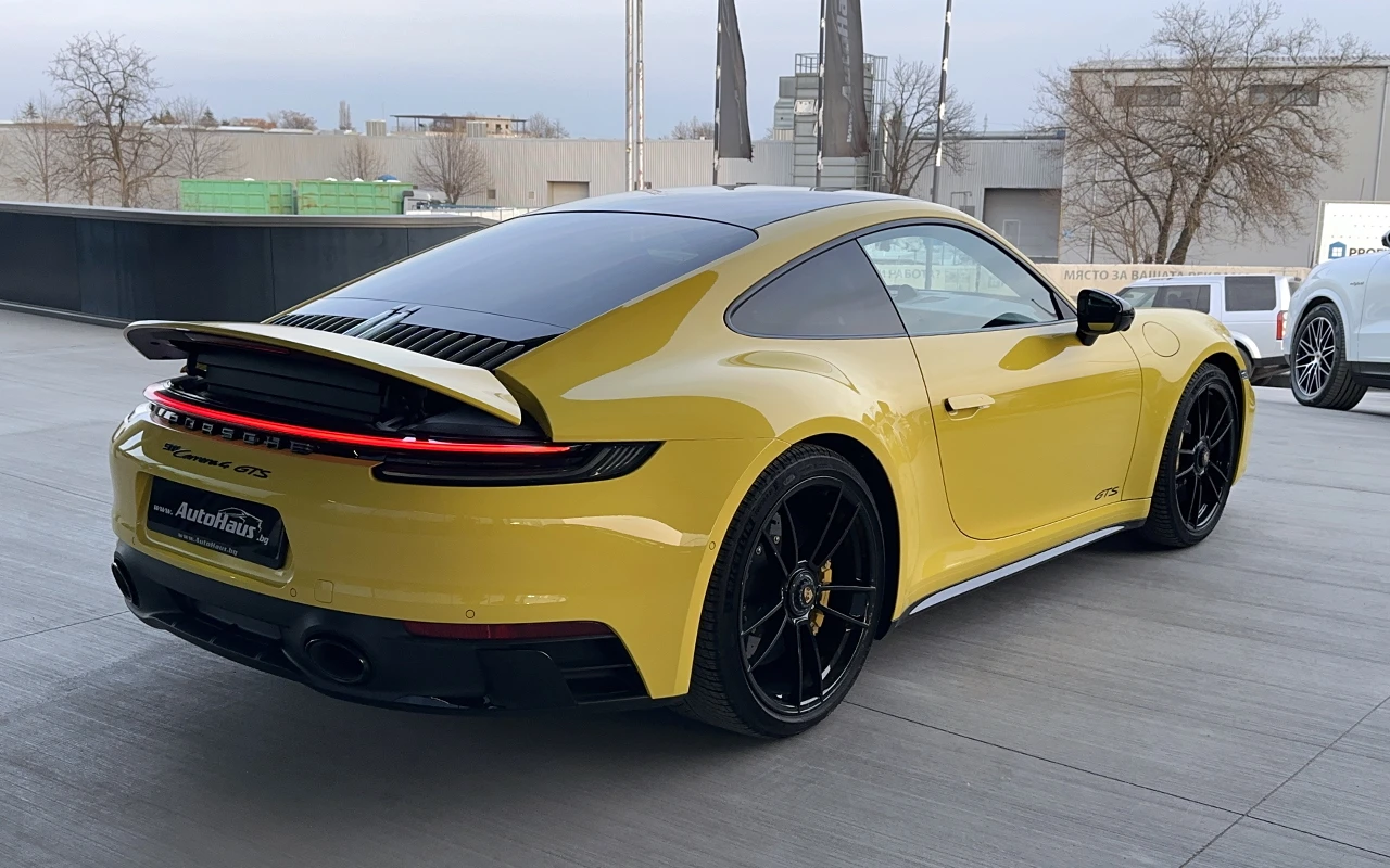 Porsche 911 Carrera 4 GTS, снимка 4 - Автомобили и джипове - 53952779