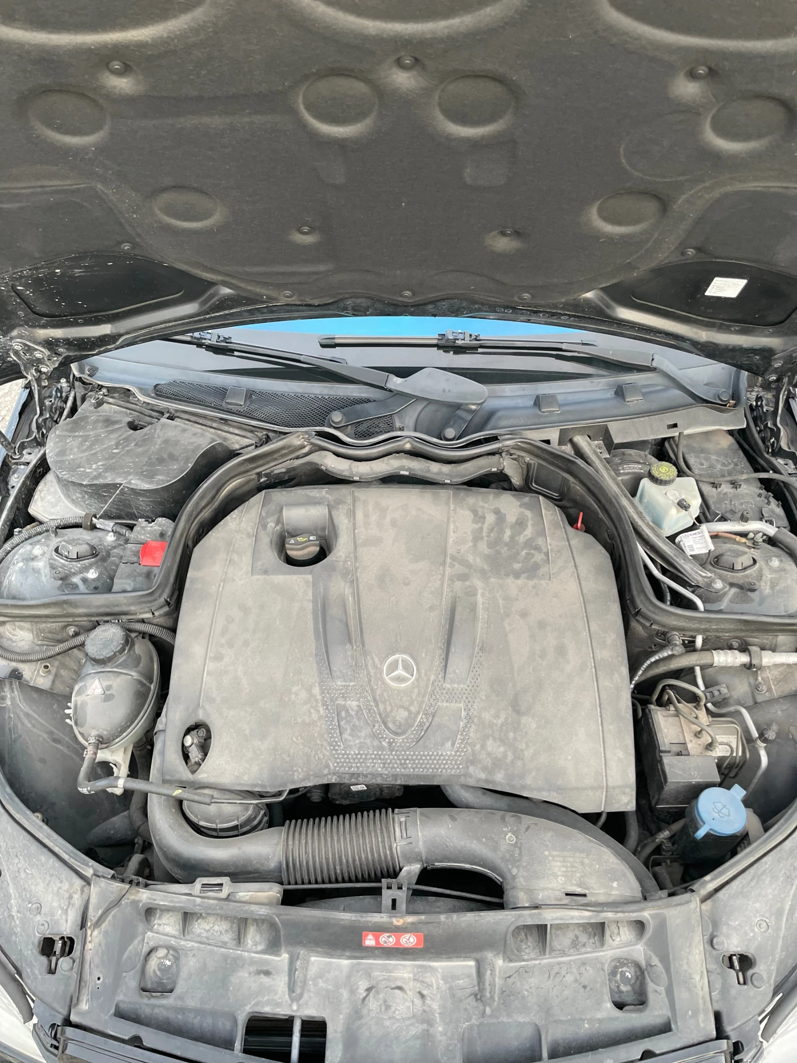 Mercedes-Benz C 220, снимка 12 - Автомобили и джипове - 53967600