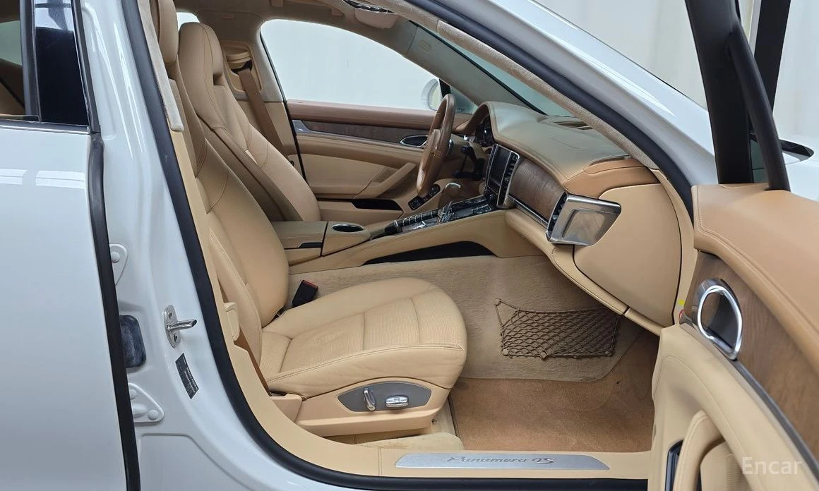 Porsche Panamera, снимка 11 - Автомобили и джипове - 53991628