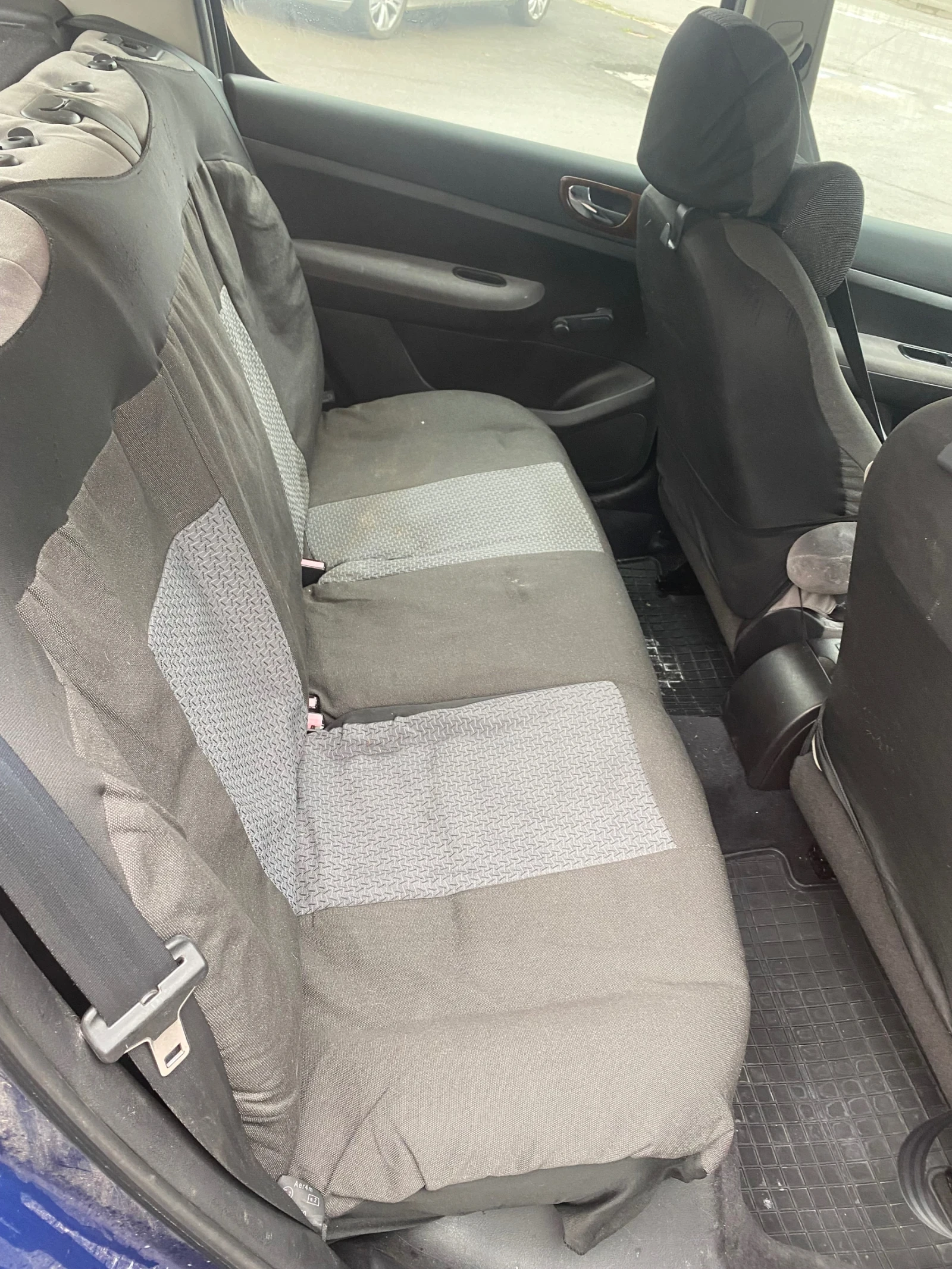 Peugeot 307 2.0 HDI, снимка 7 - Автомобили и джипове - 54080524