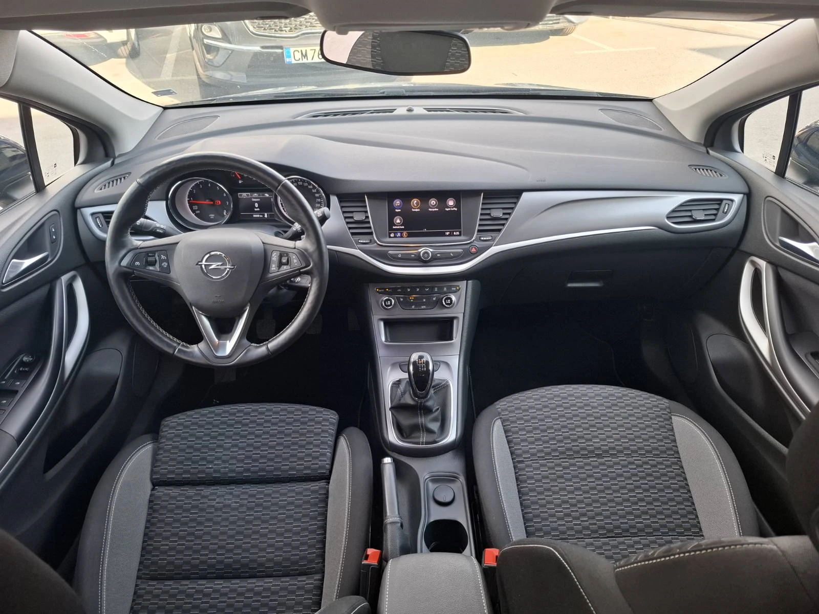 Opel Astra 1.2 Турбо, снимка 8 - Автомобили и джипове - 54629131