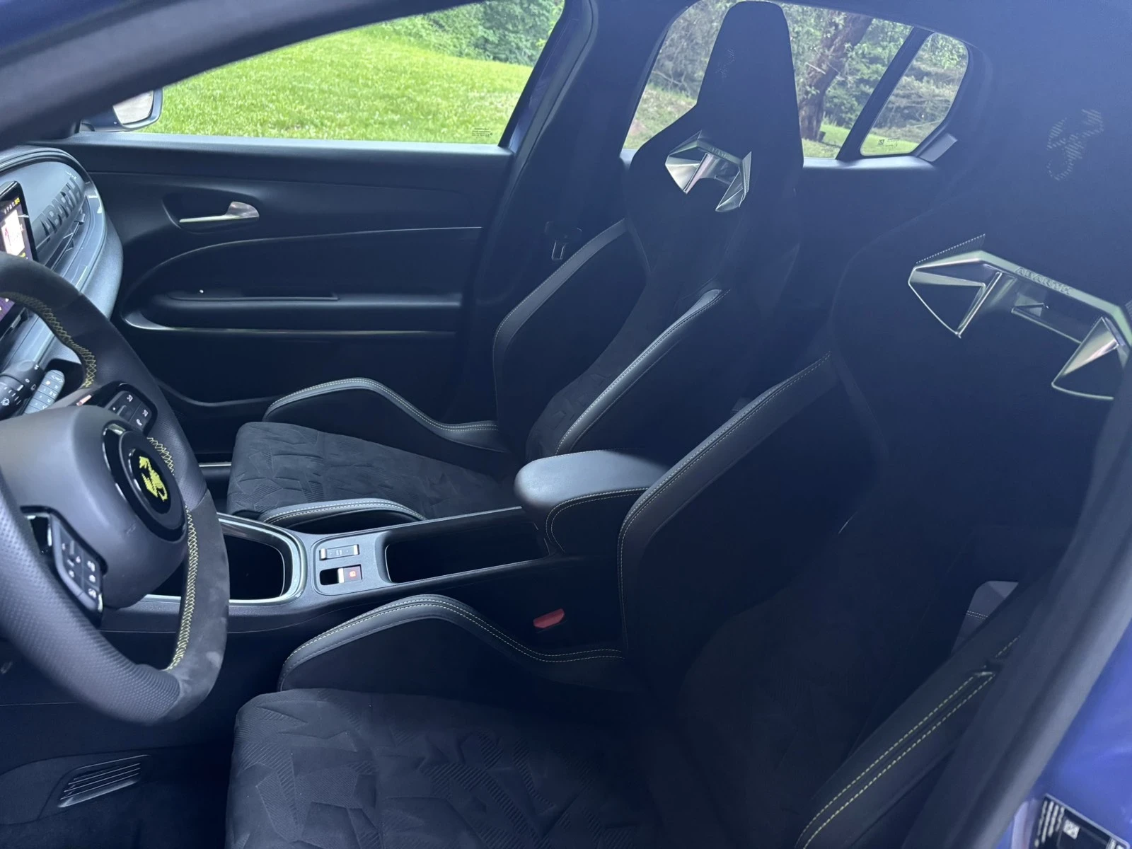 Abarth 600 SCORPIONISSIMA CAMERA LED KEYLESS, снимка 8 - Автомобили и джипове - 54687350