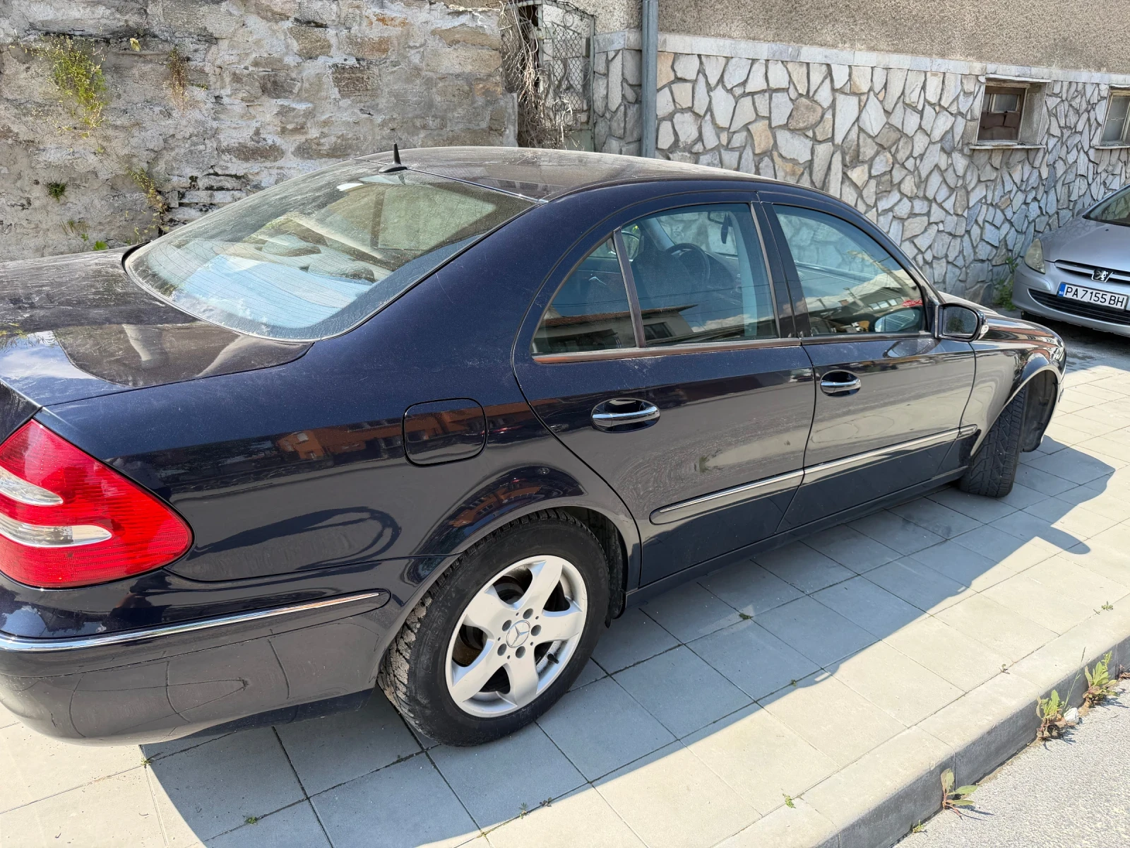 Mercedes-Benz E 270, снимка 4 - Автомобили и джипове - 54790365