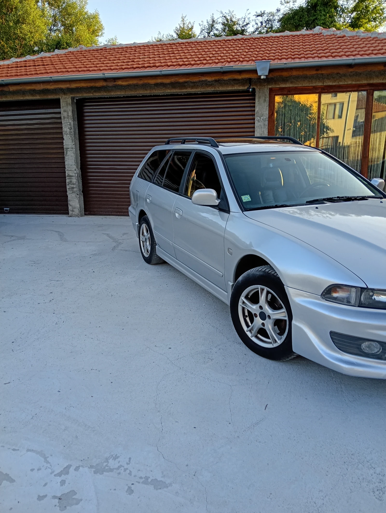 Mitsubishi Galant 2.5v6, снимка 1 - Автомобили и джипове - 55081163