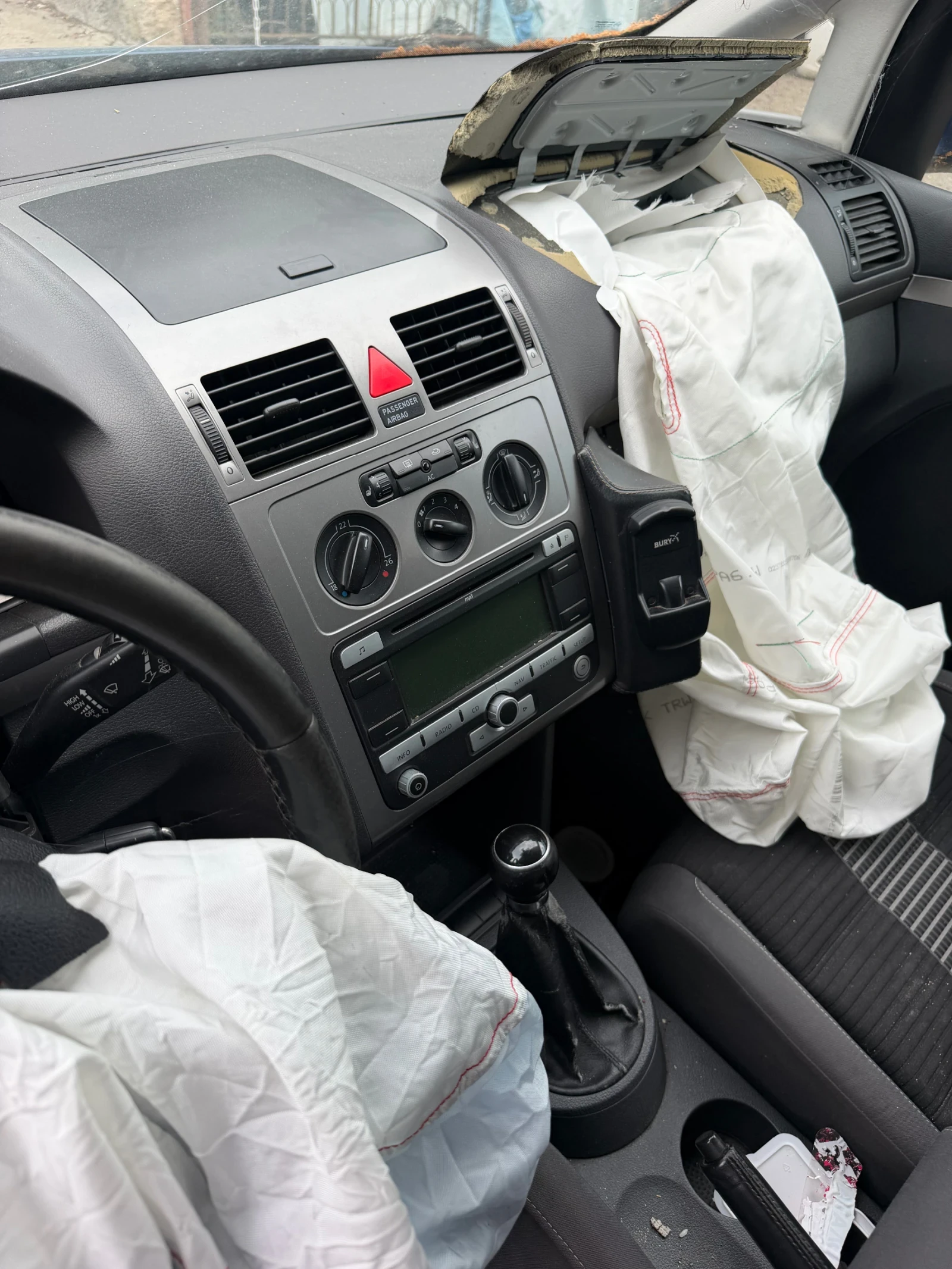 VW Touran 1.9TDI BLS ръчка , снимка 8 - Автомобили и джипове - 55145292