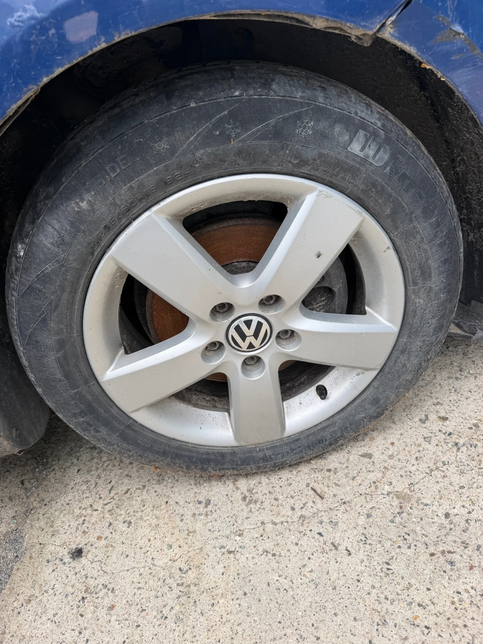 VW Touran 1.9TDI BLS ръчка , снимка 13 - Автомобили и джипове - 55145292