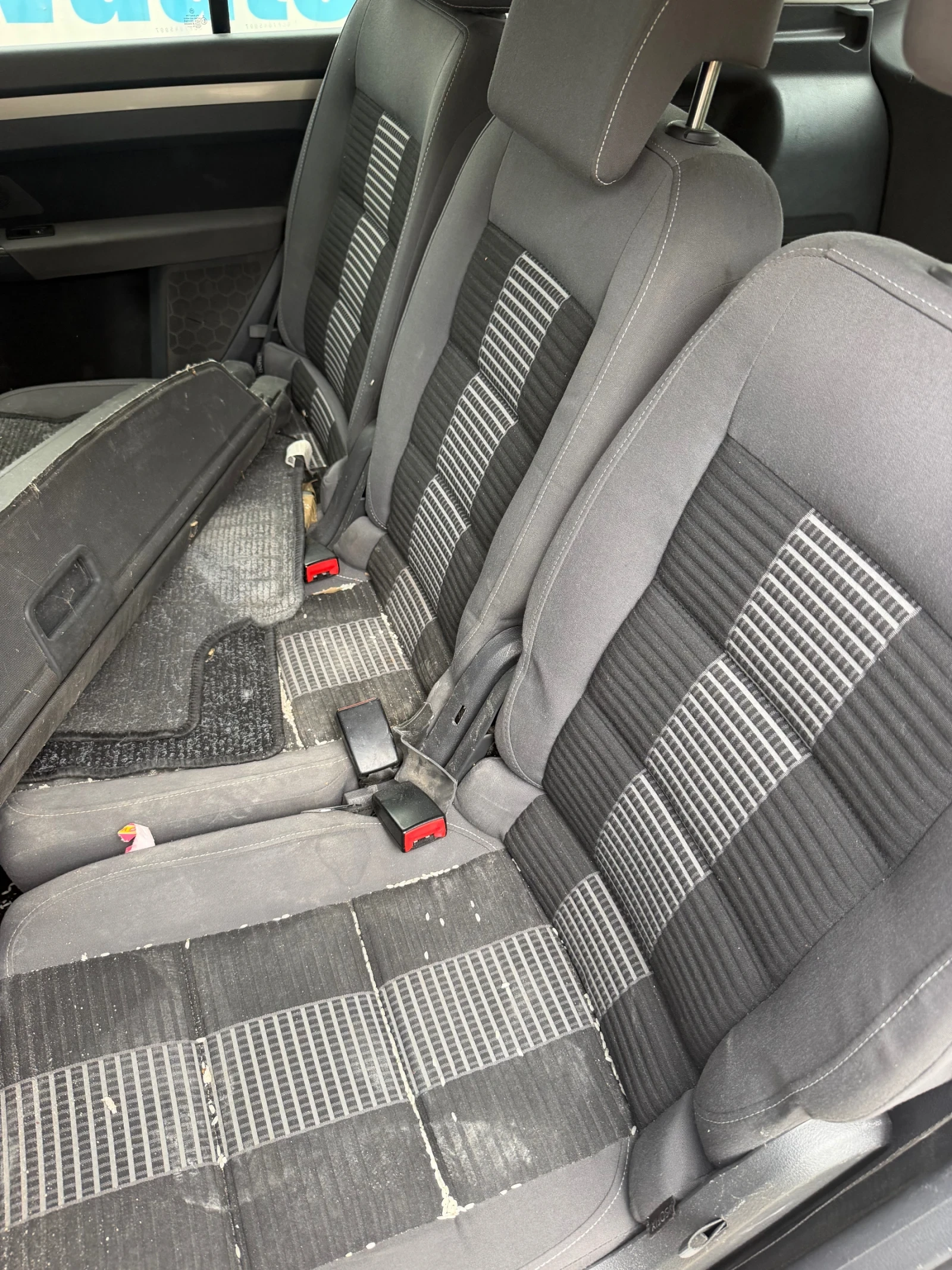VW Touran 1.9TDI BLS ръчка , снимка 10 - Автомобили и джипове - 55145292