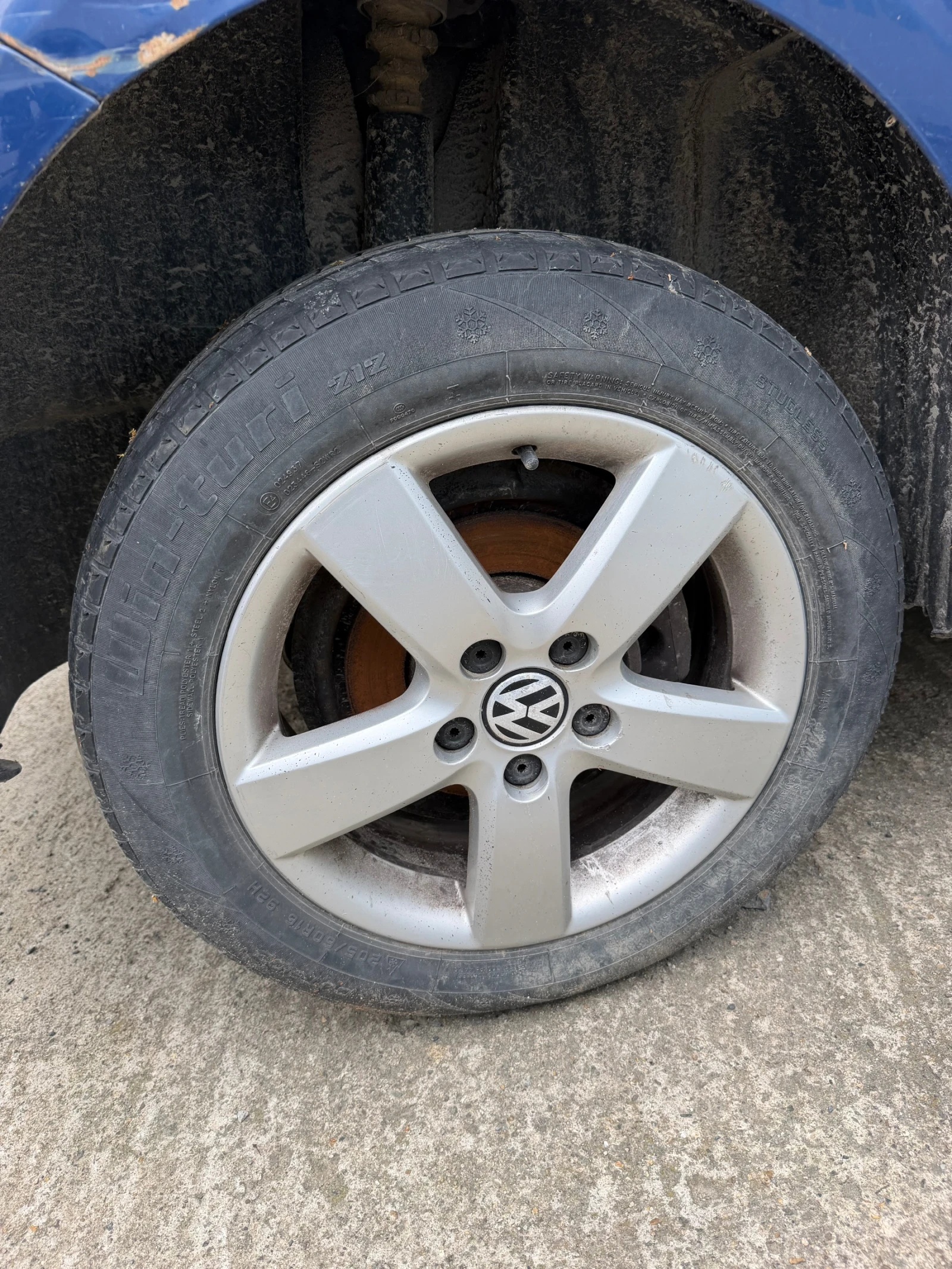VW Touran 1.9TDI BLS ръчка , снимка 12 - Автомобили и джипове - 55145292
