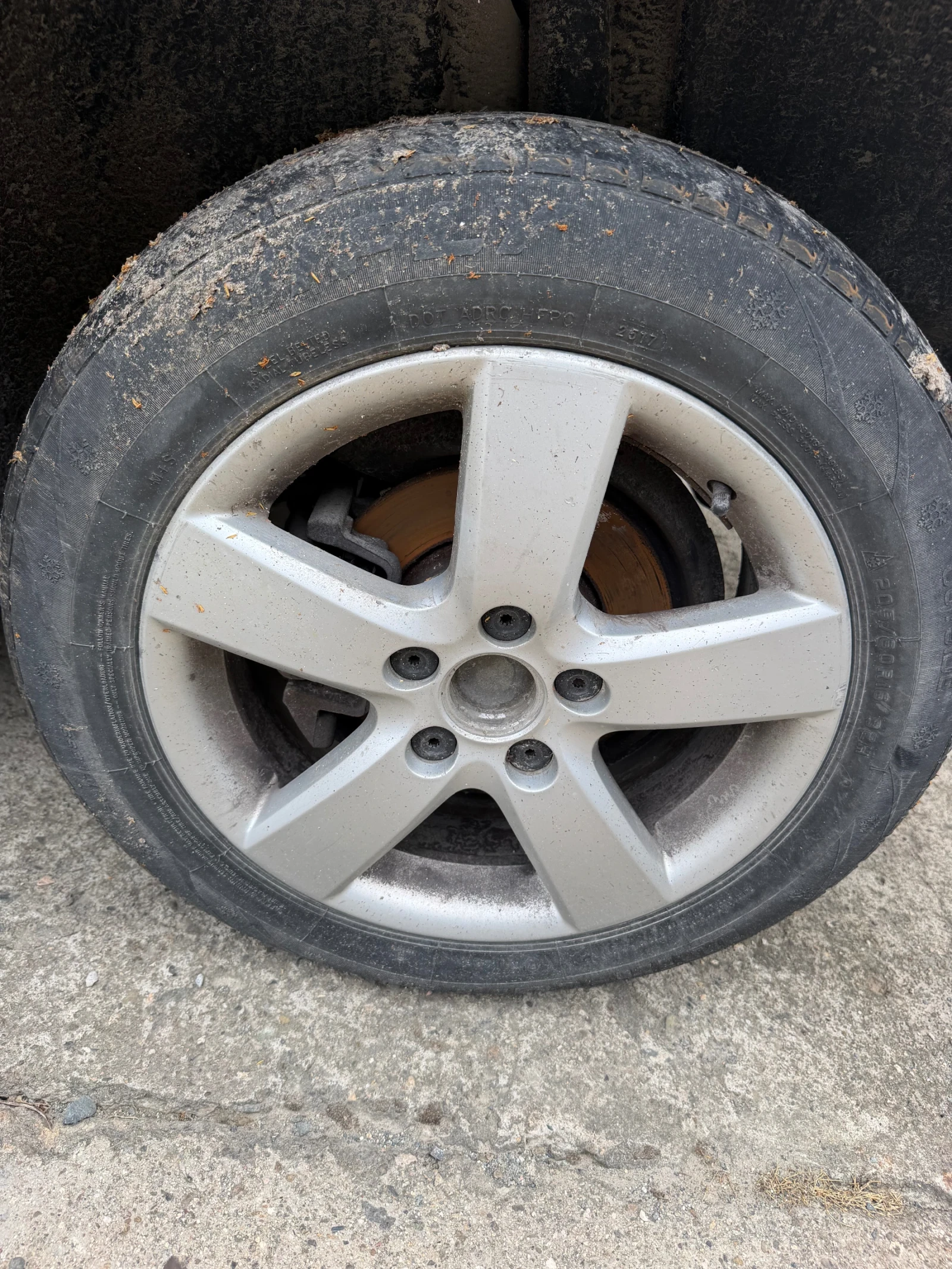 VW Touran 1.9TDI BLS ръчка , снимка 11 - Автомобили и джипове - 55145292