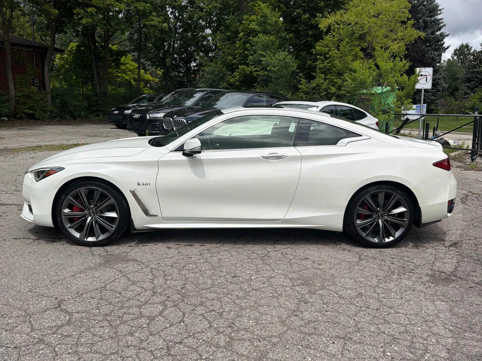 Infiniti Q60 RED SPORT 400 / KEYLESS / SHIBIDAH/ CARFAX , снимка 5 - Автомобили и джипове - 55397732