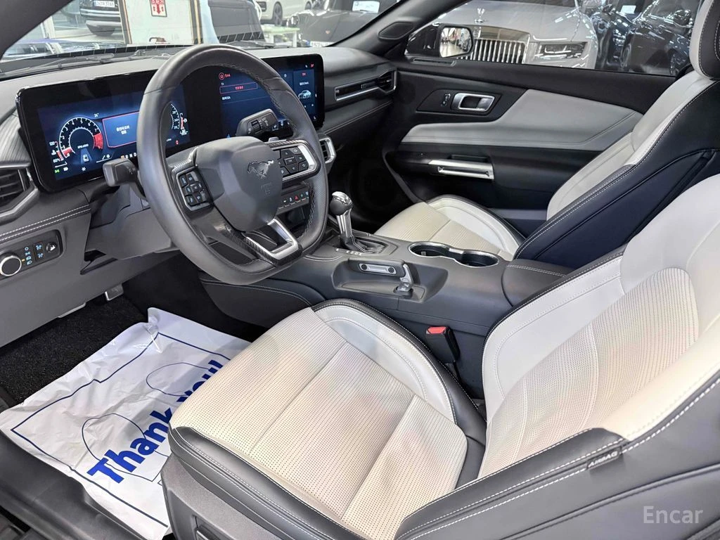 Ford Mustang 5.0 GT Premium* ПОДГРЕВ* ОБДУХВАНЕ* КАМЕРА* КОЖА* , снимка 7 - Автомобили и джипове - 55503410
