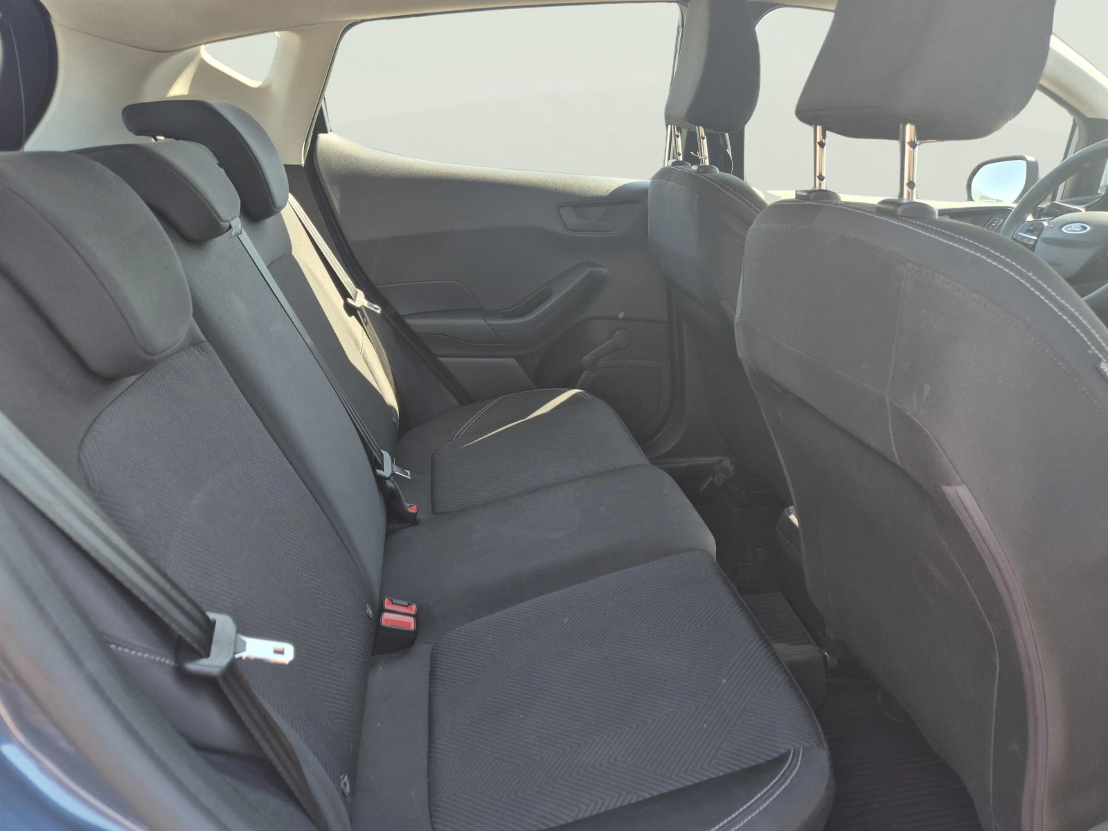 Ford Fiesta 1.1 Duratec, снимка 9 - Автомобили и джипове - 55579718