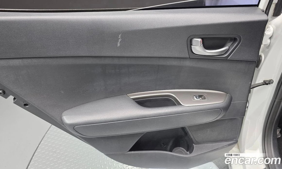 Kia K5 2.0 LPI Rental Car Luxury, снимка 15 - Автомобили и джипове - 55669065