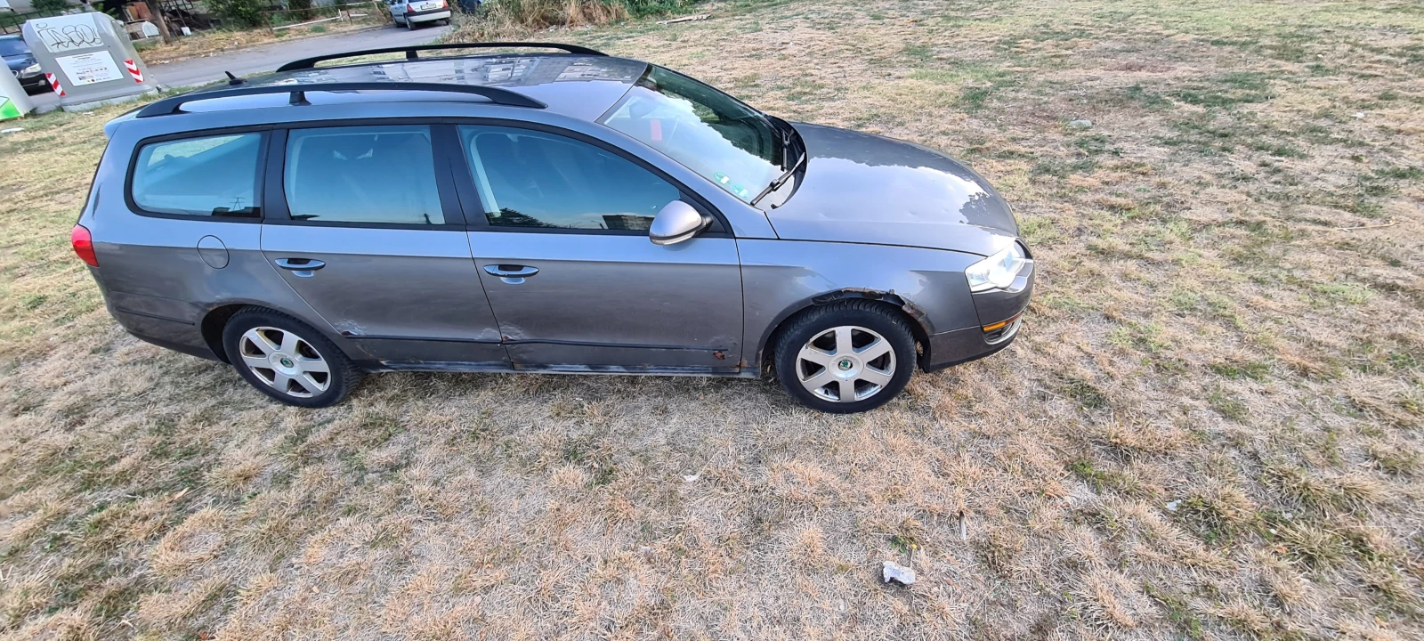 VW Passat 1.6, снимка 8 - Автомобили и джипове - 56574931