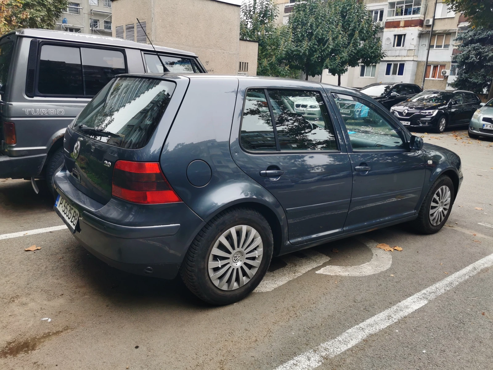 VW Golf, снимка 2 - Автомобили и джипове - 56654306