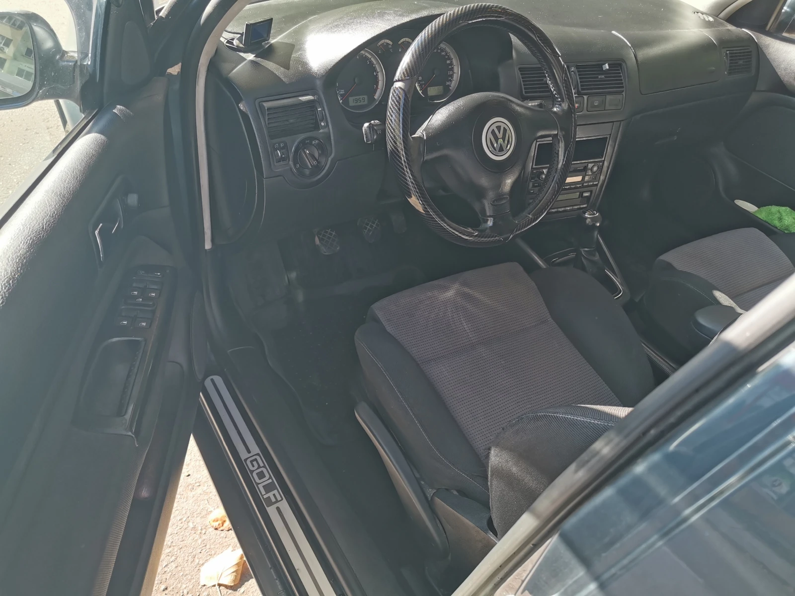 VW Golf, снимка 4 - Автомобили и джипове - 56654306