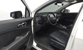 Kia Sportage Snow White Pearl, Drive Wise, снимка 9