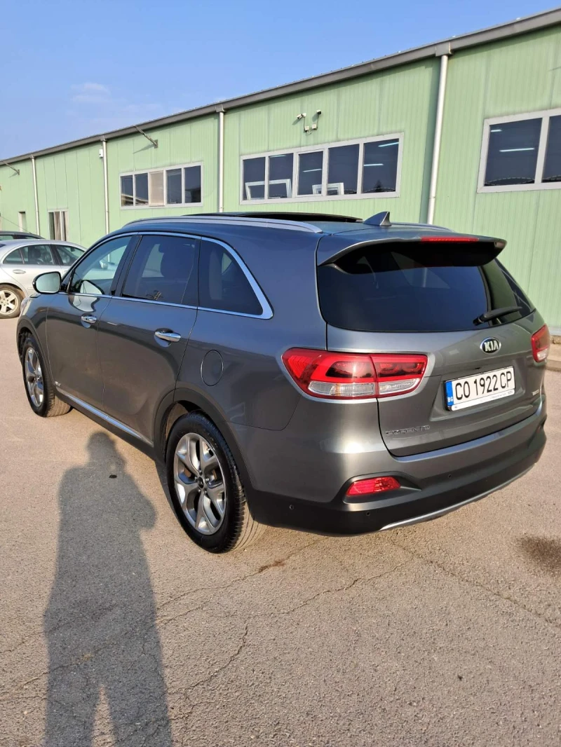 Kia Sorento 2.2CRDI, снимка 3 - Автомобили и джипове - 47793252