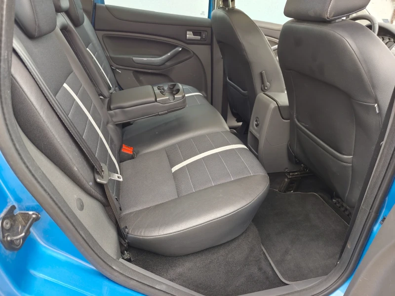 Ford Kuga 2.5 Turbo, снимка 10 - Автомобили и джипове - 50569914