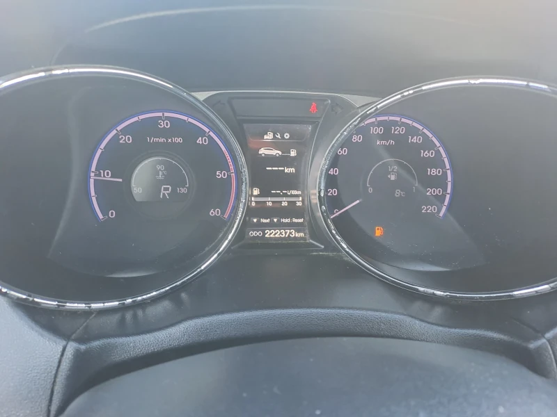 Hyundai IX35 2, 0CRDI, 4/4, AVTOMAT, FACE, снимка 12 - Автомобили и джипове - 52910969