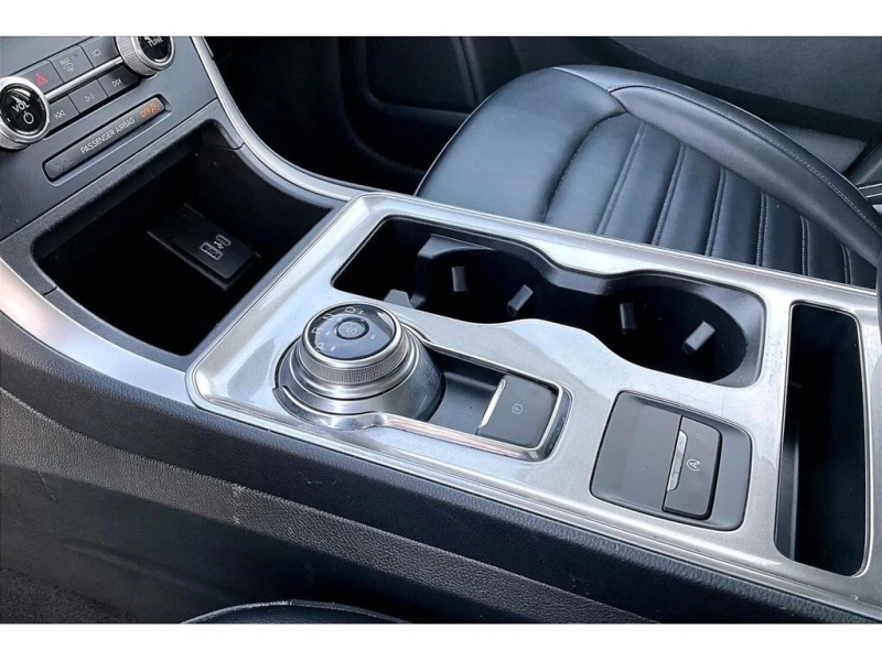 Ford Edge * SEL AWD | Heated Seats | Cold Weather Pkg * CARF, снимка 10 - Автомобили и джипове - 53183124