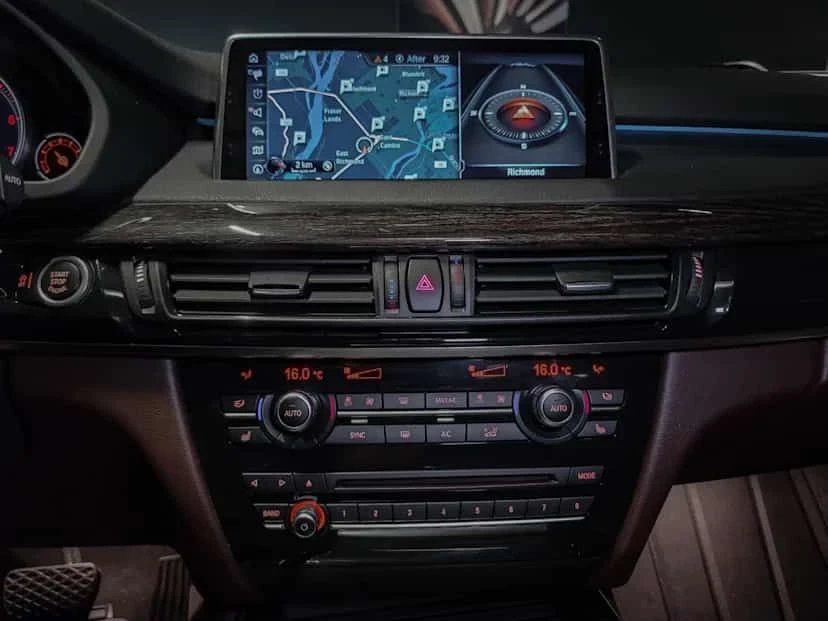 BMW X5 * xDrive35i * DIGITAL * ПОДГРЕВИ * PANO * NAVI, снимка 9 - Автомобили и джипове - 53721402