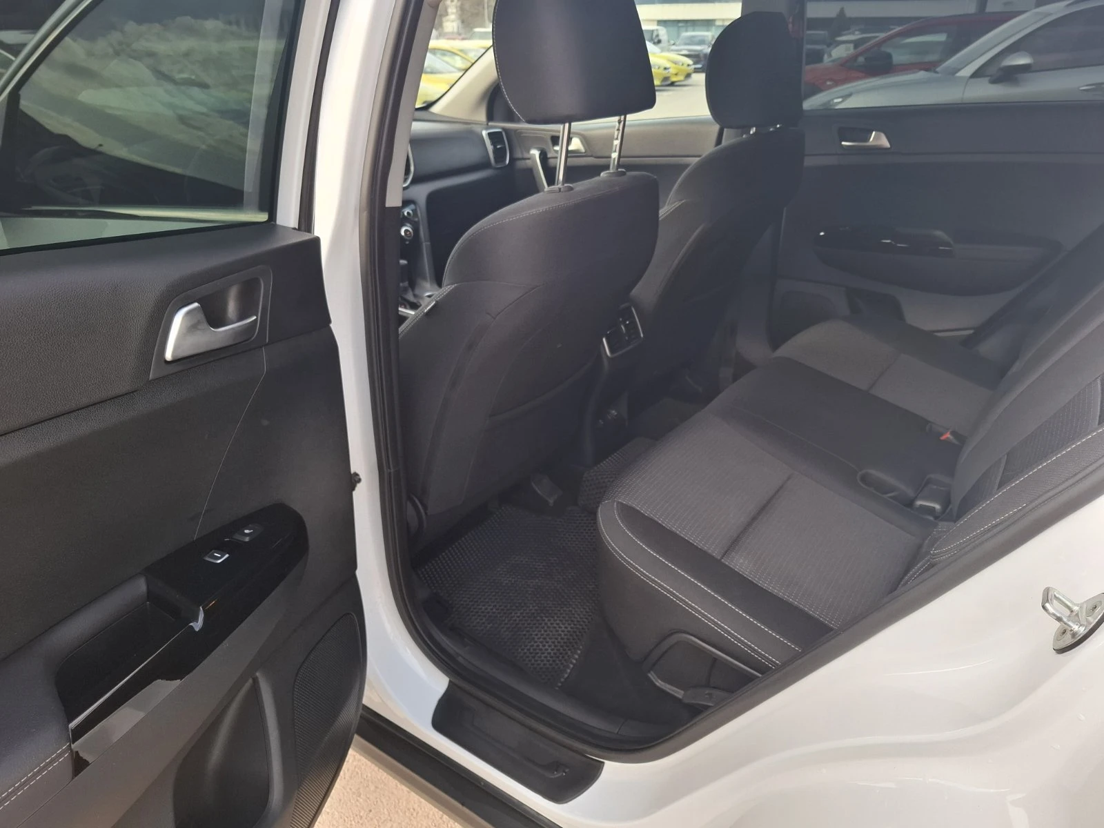 Kia Sportage 1.6 t Gdi EX 4�4 �������� | Mobile.bg � ����������� 7