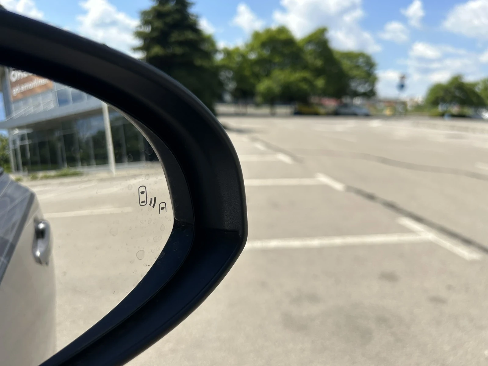 Toyota C-HR, снимка 15 - Автомобили и джипове - 54225801