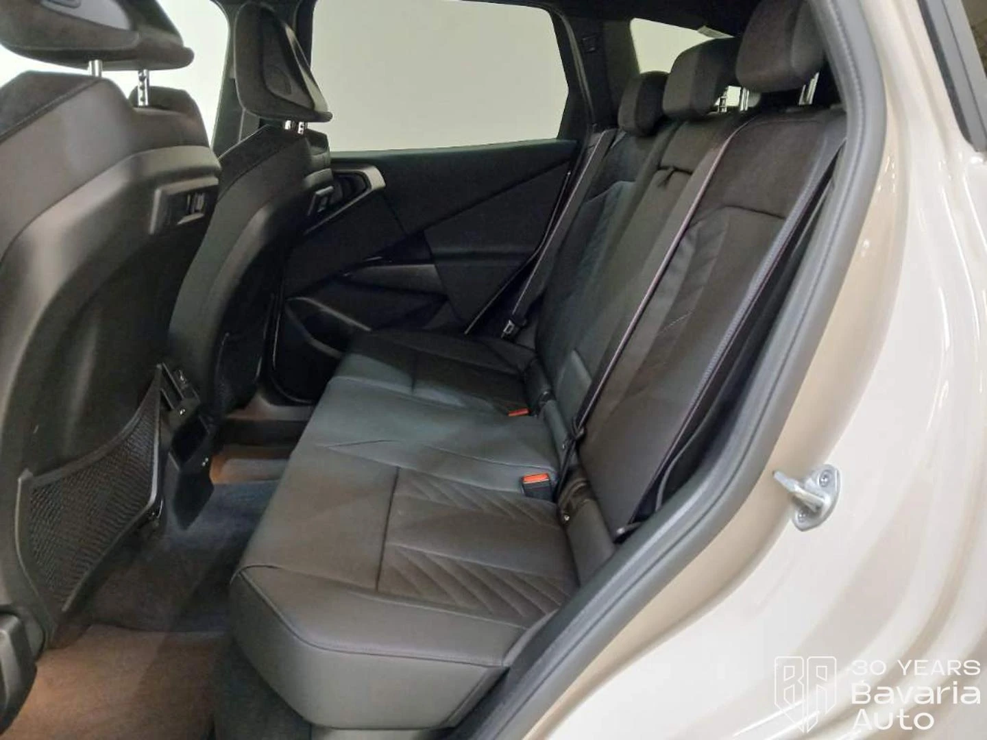 BMW X3 20d xDrive M Sport Paket, снимка 8 - Автомобили и джипове - 54321026