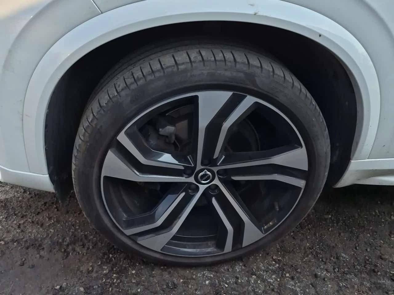 Volvo Xc90  R DESIGN /ПАНО/ПОДГРЕВ/360/CARFAX/ФИНАНСИРАНЕ, снимка 17 - Автомобили и джипове - 54860233