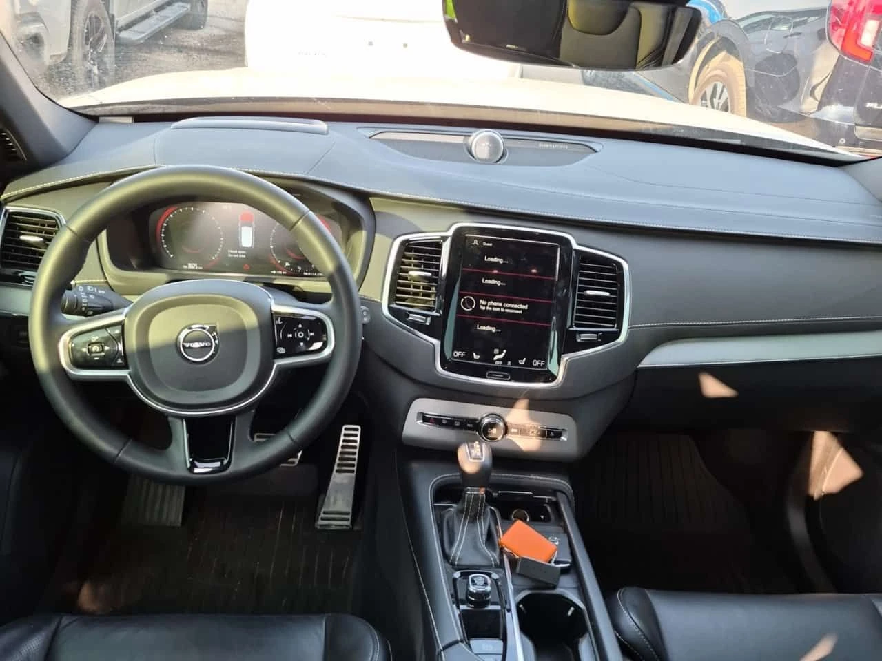 Volvo Xc90  R DESIGN /ПАНО/ПОДГРЕВ/360/CARFAX/ФИНАНСИРАНЕ, снимка 9 - Автомобили и джипове - 54860233