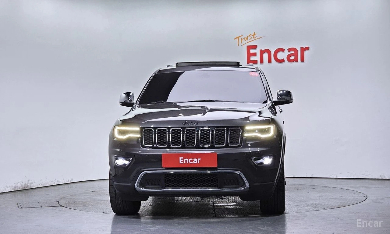 Jeep Grand cherokee 3.6* V6* 8ZF* ПОДГРЕВ* ОБДУХВАНЕ* КАМЕРА* КЕЙЛЕС* , снимка 3 - Автомобили и джипове - 54879118