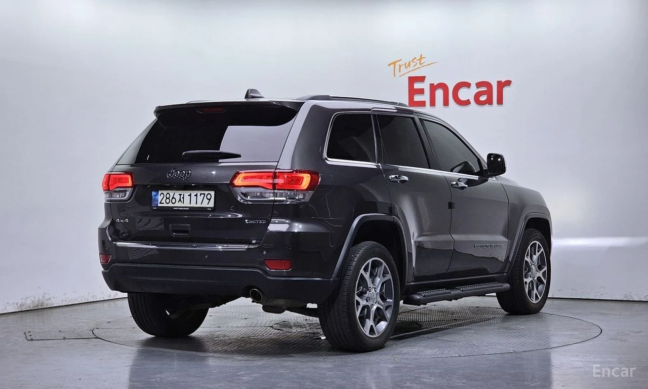 Jeep Grand cherokee 3.6* V6* 8ZF* ПОДГРЕВ* ОБДУХВАНЕ* КАМЕРА* КЕЙЛЕС* , снимка 2 - Автомобили и джипове - 54879118
