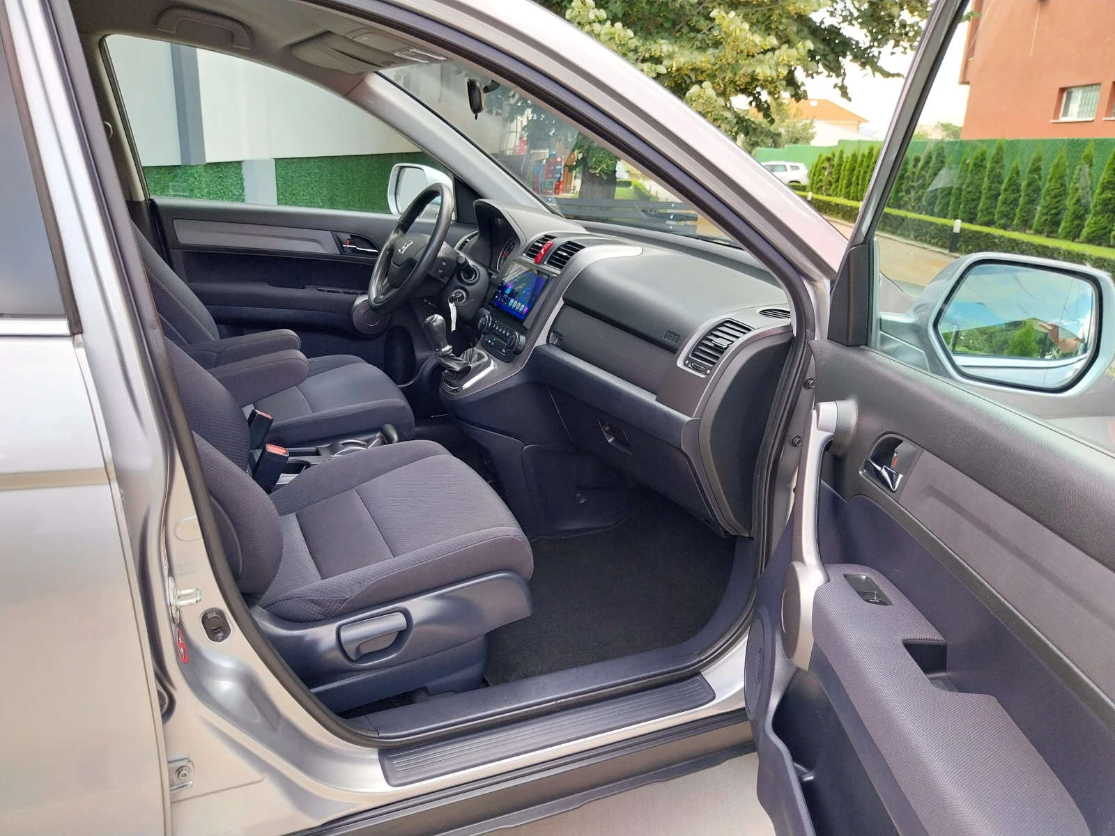 Honda Cr-v 2.2 i-CTDI* NAVI* 4X4* ТЕГЛИЧ * НОВА, снимка 11 - Автомобили и джипове - 55038702