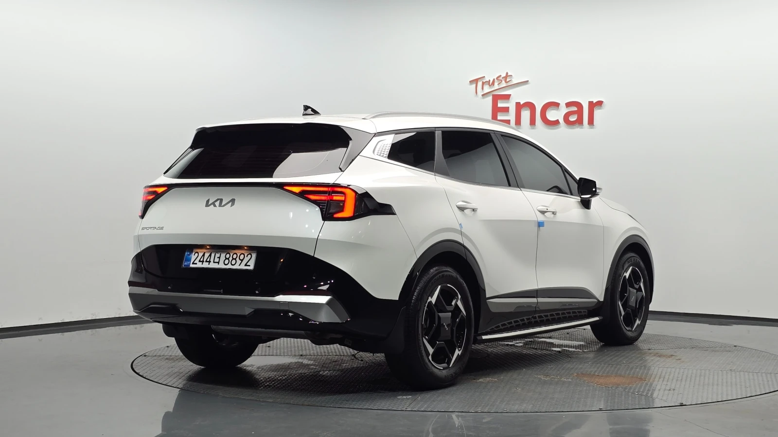 Kia Sportage Snow White Pearl, Drive Wise, снимка 3 - Автомобили и джипове - 55952341