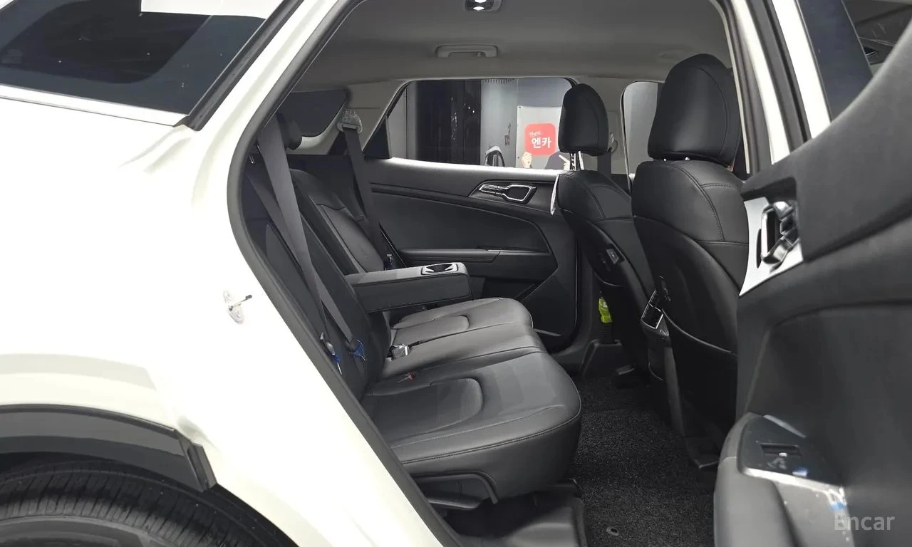 Kia Sportage Snow White Pearl, Drive Wise, снимка 11 - Автомобили и джипове - 55952341