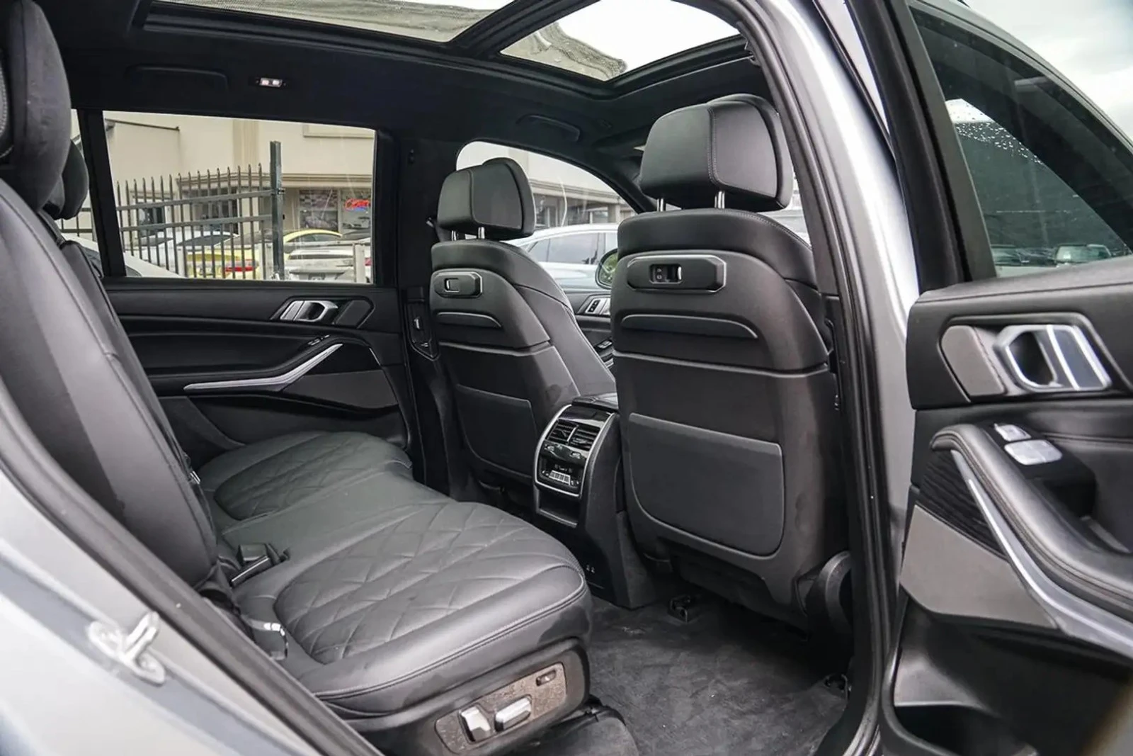 BMW X7 xDrive40i M SPORT | 7 PASS | CLEAN CARFAX | HUD |  | Mobile.bg � ����������� 13