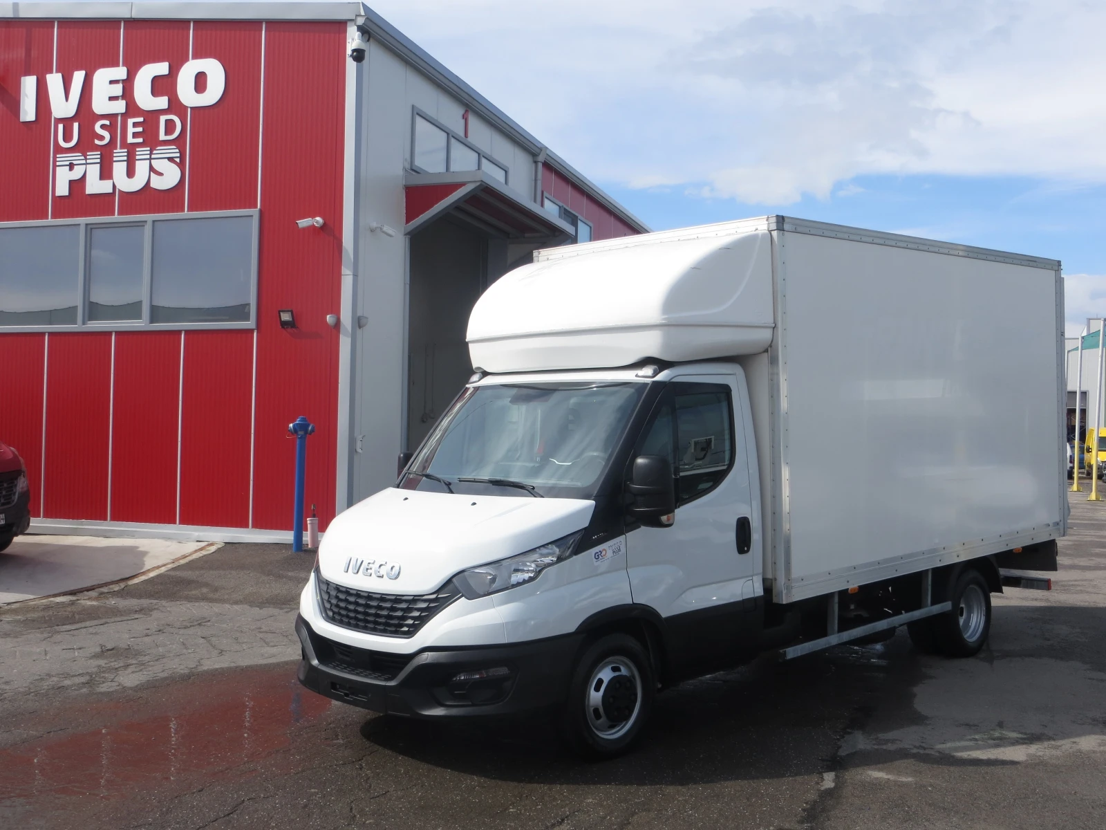 Iveco Daily 35C16 ФУРГОН С ПАДАЩ БОРД 3.0
